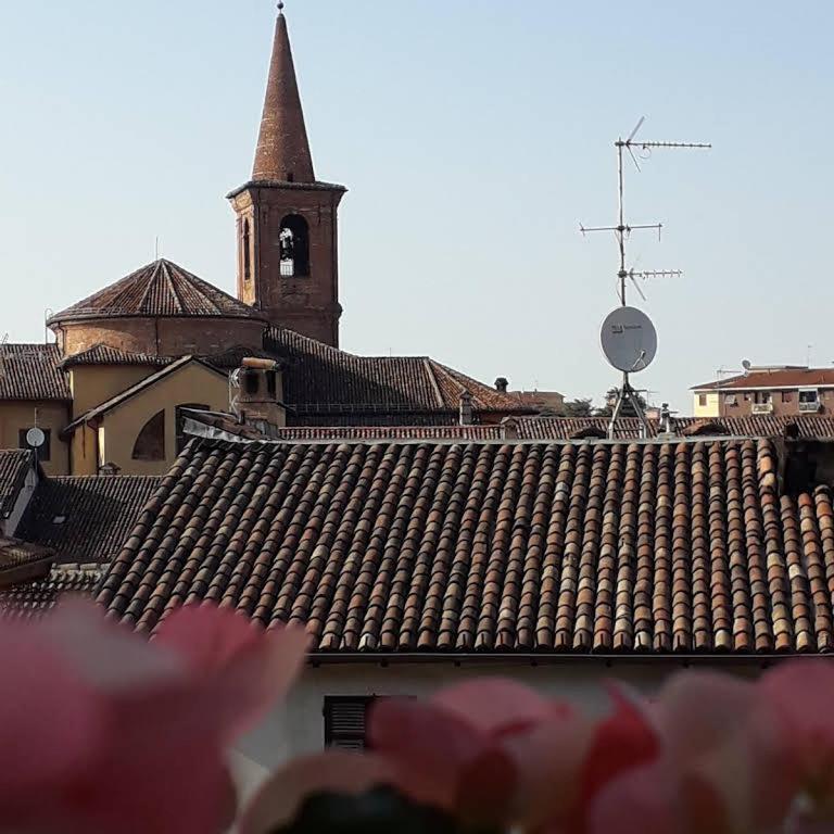 La Casa sui Tetti Bed and Breakfast Novi Ligure Esterno foto