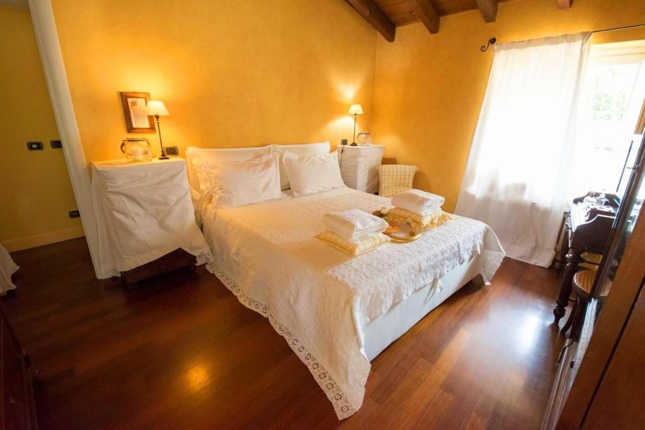 La Casa sui Tetti Bed and Breakfast Novi Ligure Esterno foto